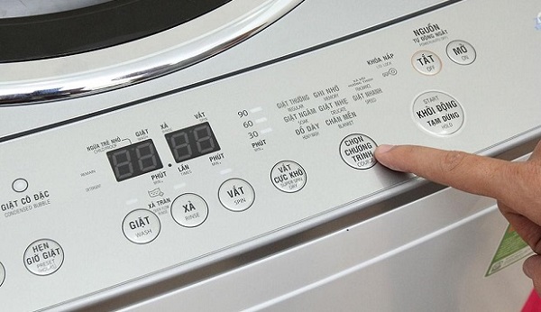 lỗi E9 máy giặt Toschiba do bộ cảm biến mực nước hỏng